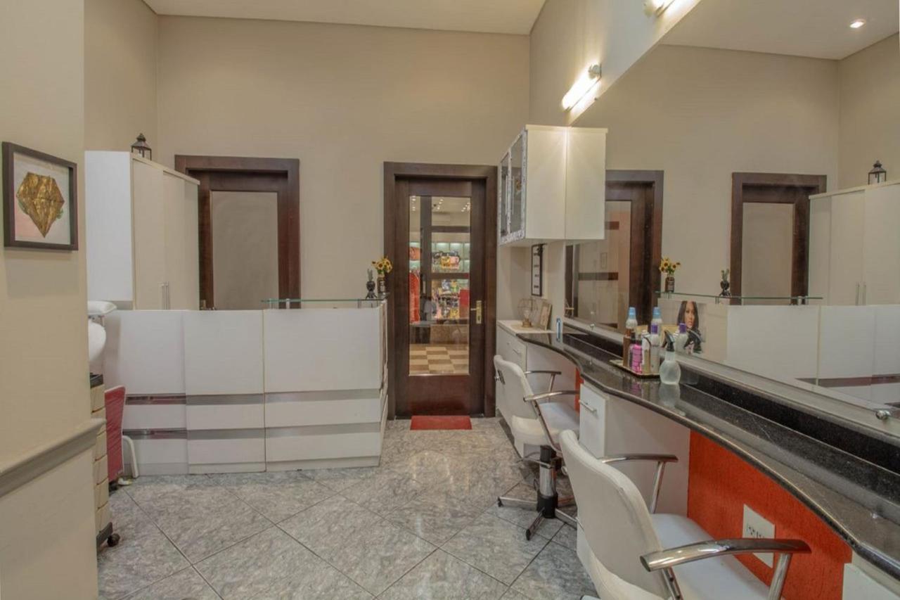 Marriott Sao Paulo Airport Hotel Guarulhos Luaran gambar A salon in India