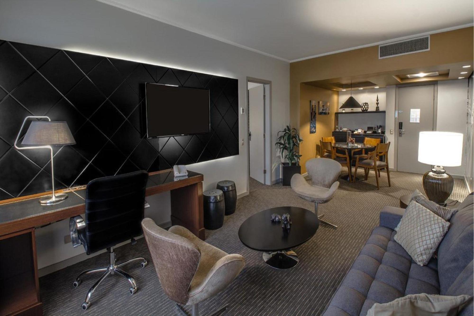 Marriott Sao Paulo Airport Hotel Guarulhos Luaran gambar A suite at the MGM Grand